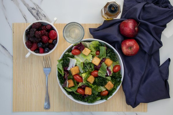 Revitalize your skincare regimen: essential anti-aging tips for seniors to transform your routine